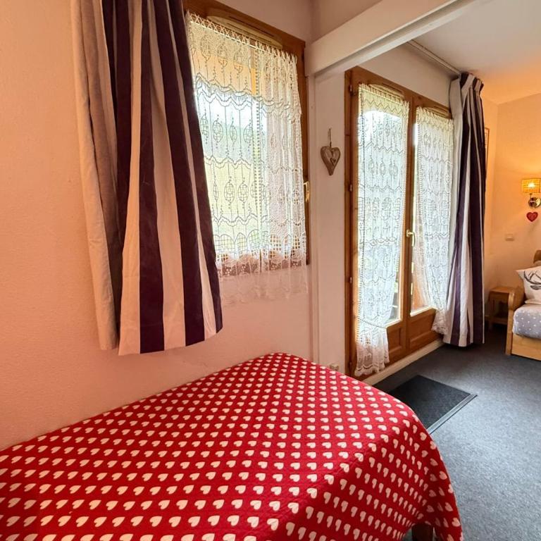 Appart 4 pers proche pistes Piscine et sauna Risoul - Appartement - 16