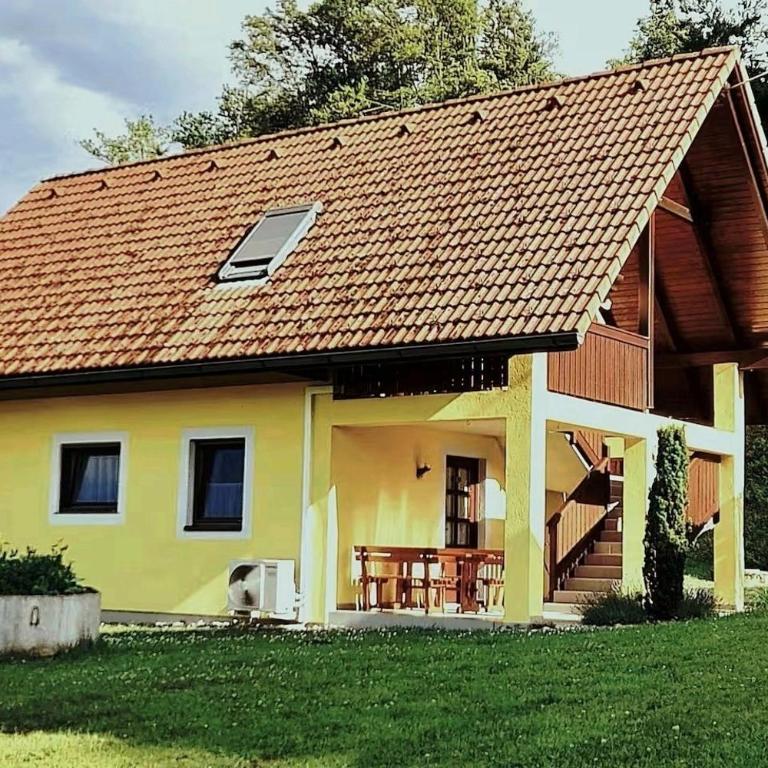 "Das Steirerhaus am Seggauberg" - Familien Ferienhaus mit zwei separaten Apartments - Haus mit 4 Schlafzimmern - 3