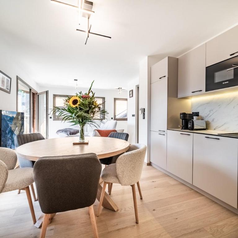 Apartment Sequoia Morzine - by EMERALD STAY - Appartement 3 Chambres - 6