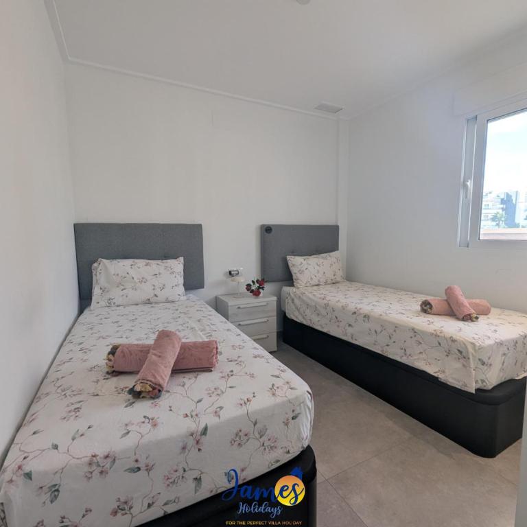 Tropical 3BR Oasis with Pool EB17 - Appartamento - 19