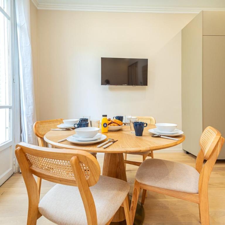 Tastefully decorated air-conditioned apartment - Paris 17 - Appartement - 9