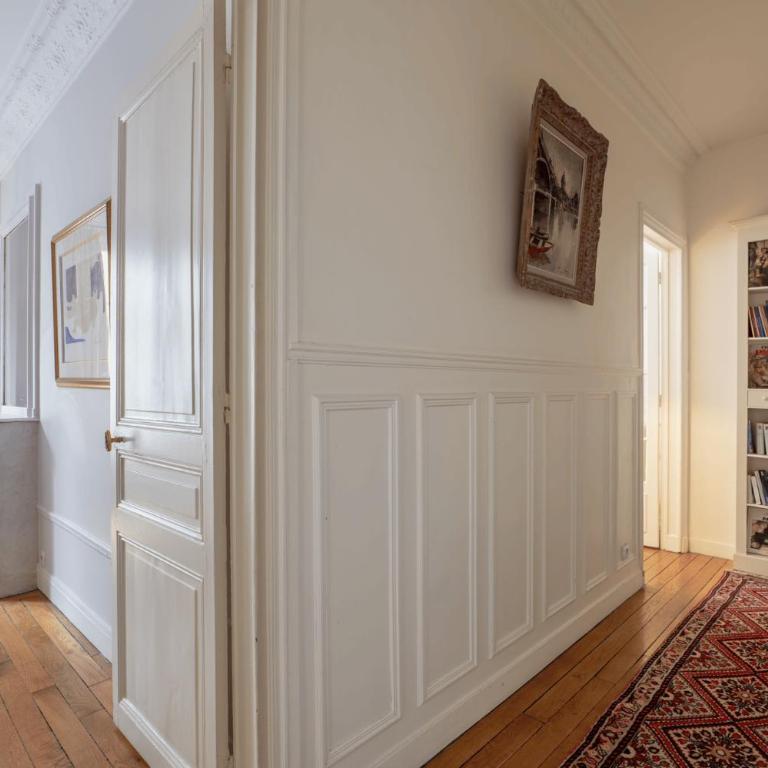 Charming 1BD with Elevator, walk to Arc de Triomphe - Appartement - 17
