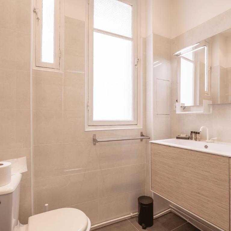 Charming 1BD with Elevator, walk to Arc de Triomphe - Appartement - 11