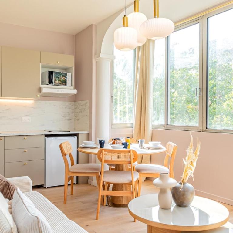Stylish 1-Bedroom Apartment with Air Conditioning in Paris 17th - Apartment - 16