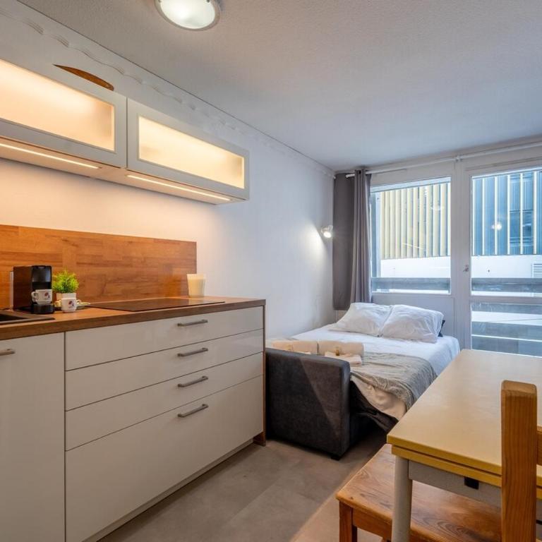 Spacious Slope front Ski-In and ski Out - Appartamento - 6