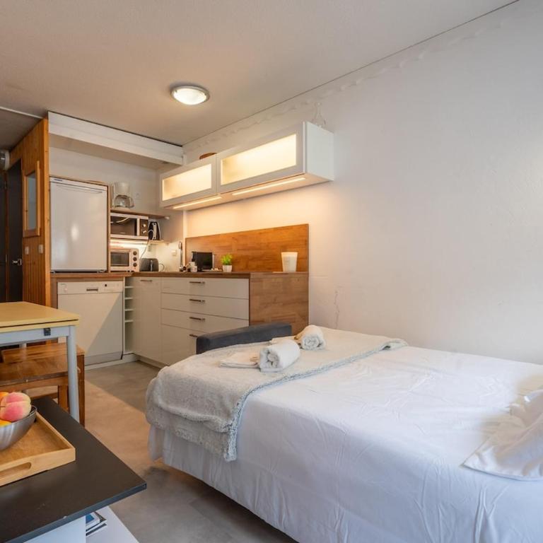Spacious Slope front Ski-In and ski Out - Appartamento - 9