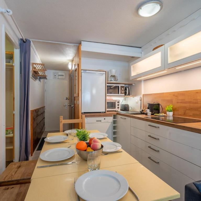 Spacious Slope front Ski-In and ski Out - Appartamento - 18
