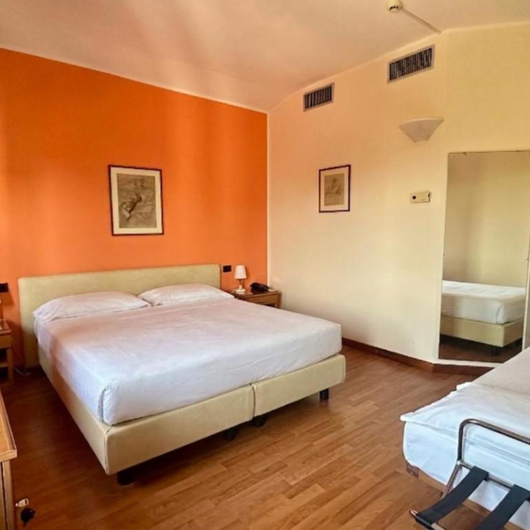 Parc Hotel Casa Mia - Camera Tripla Economy - Mansarda - 1