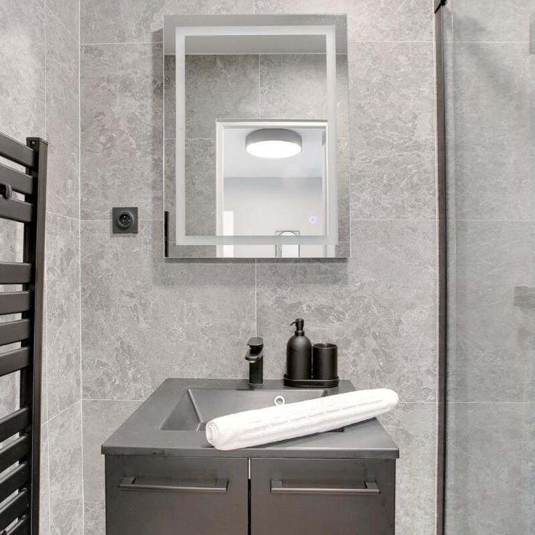 Modern and air-conditioned apartment in the heart of Le Marais - Apartment - 17