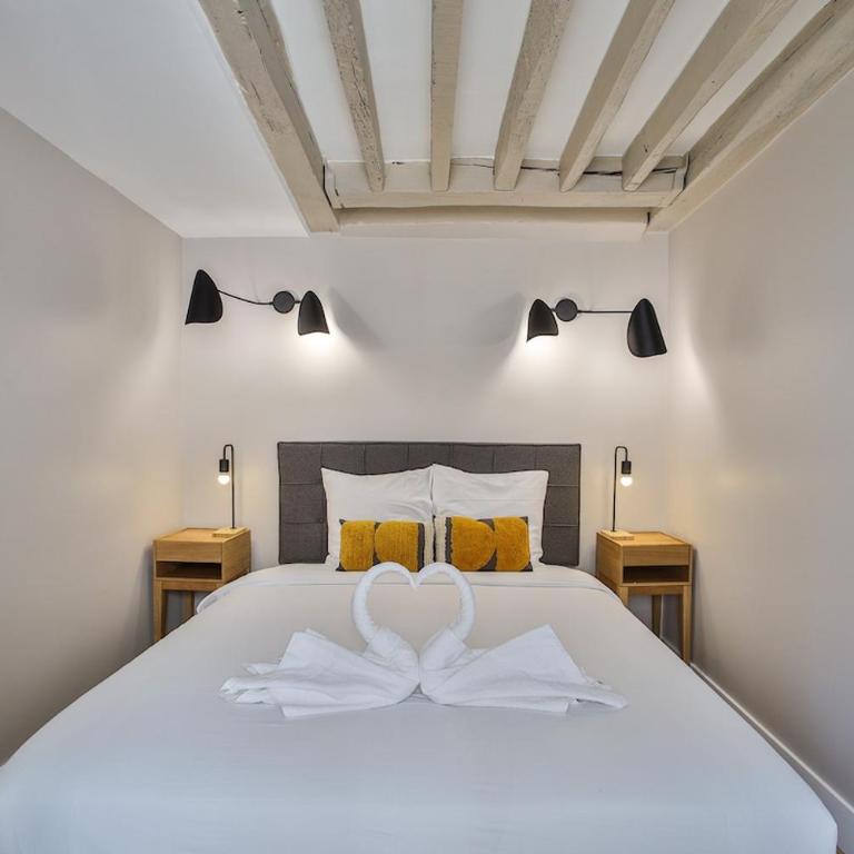 Heart of Marais a Large 1-Bedroom Apartment - Apartment - 2