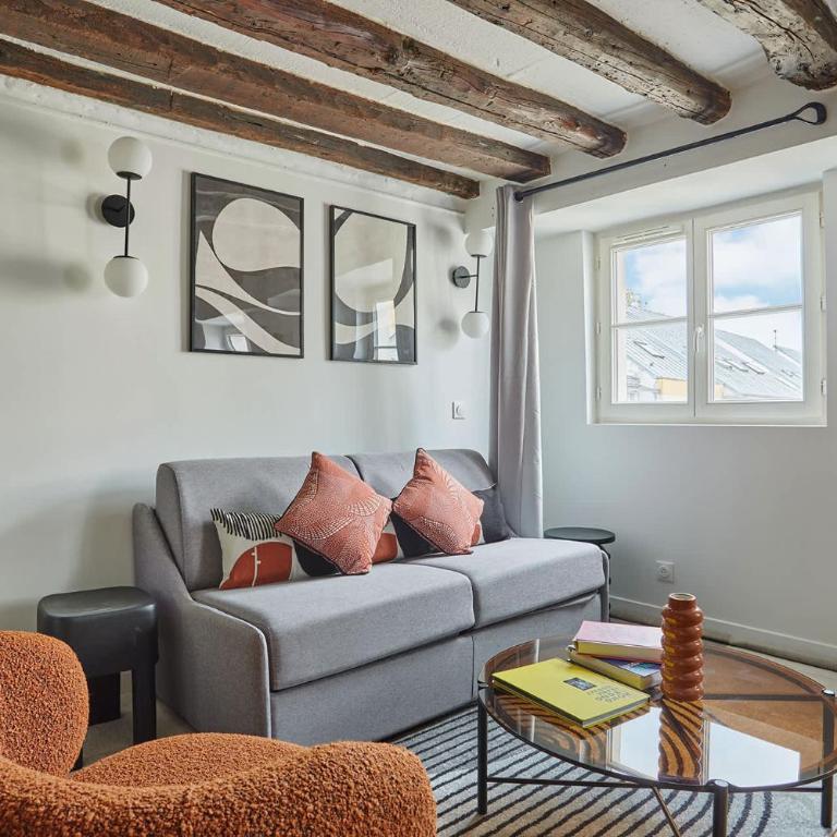 Stylish apartment in Le Marais - Apartment - 2