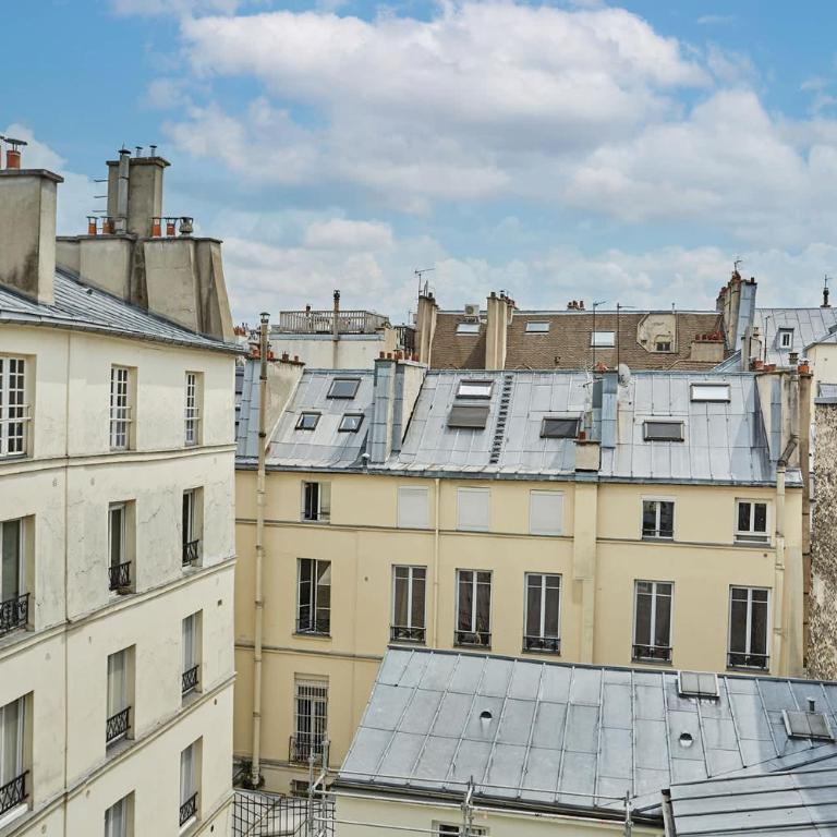 Stylish apartment in Le Marais - Apartment - 7