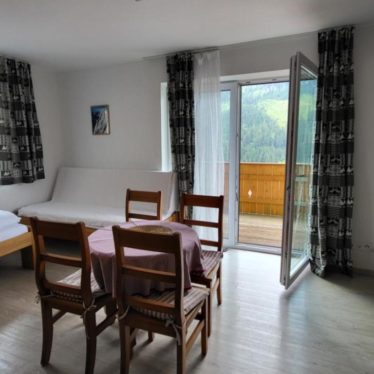 Amalia Haus - One-Bedroom Apartment - 8