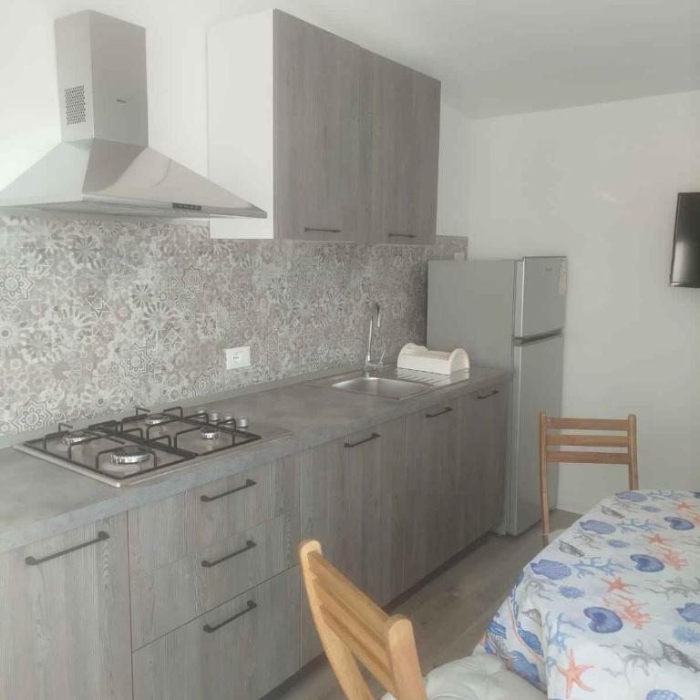 Villa Waterfront in Santa Maria del Focallo 58180 - Villa - 40