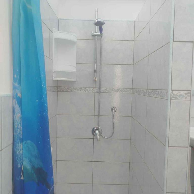 Villa Waterfront in Santa Maria del Focallo 58180 - Villa - 41