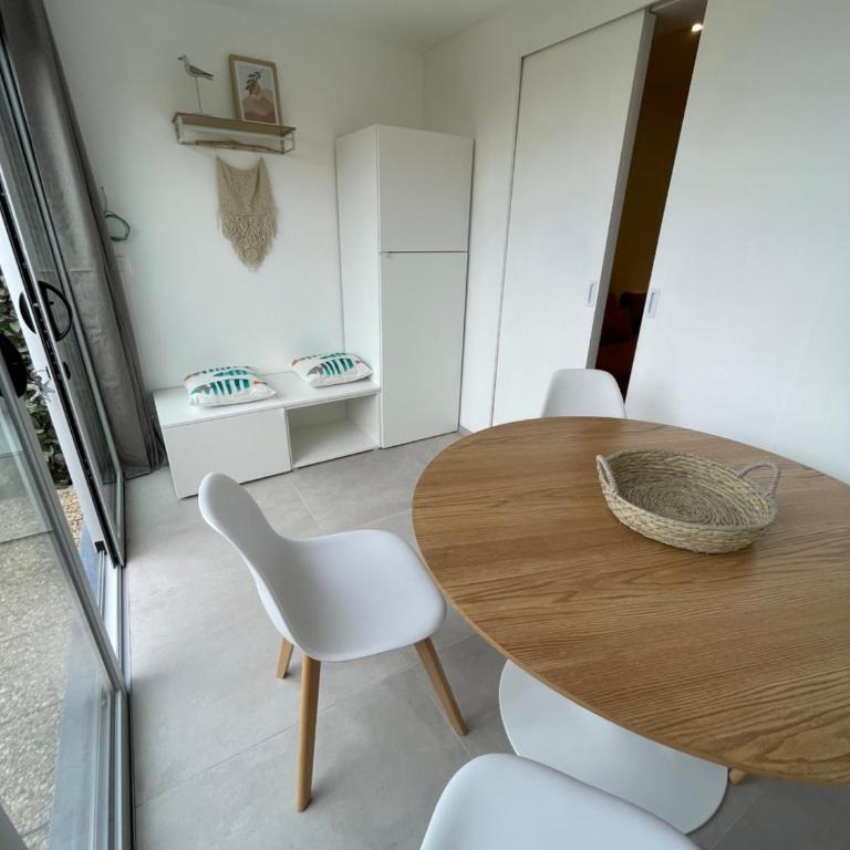 Magnifique appartement vue mer sur le Cap Dramont - Appartement 1 Chambre avec Vue sur la Mer et Terrasse - 6