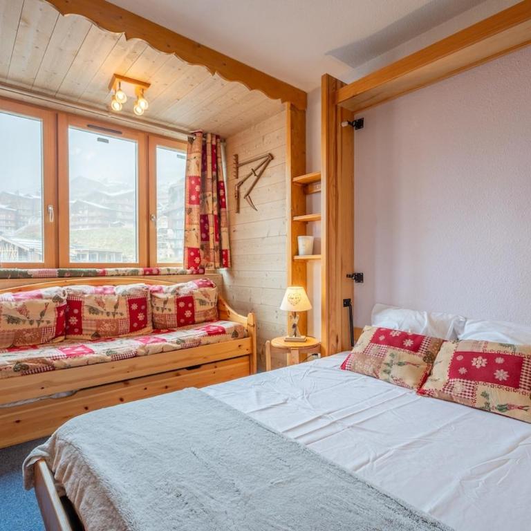 Serene Ski-In Out Mountain Escape - Appartamento - 16