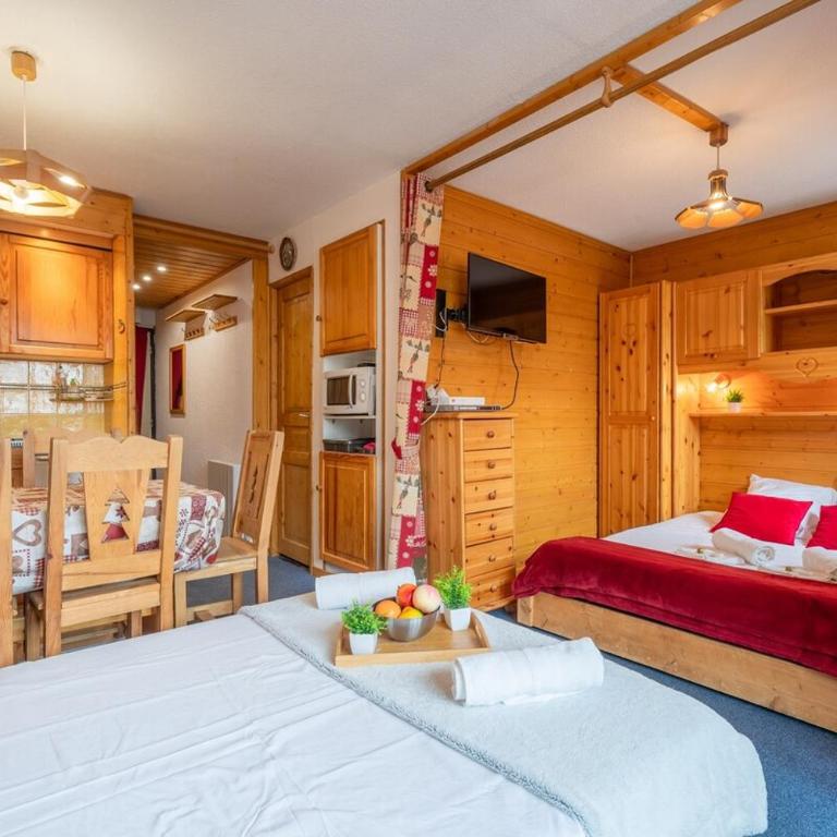 Serene Ski-In Out Mountain Escape - Appartamento - 19