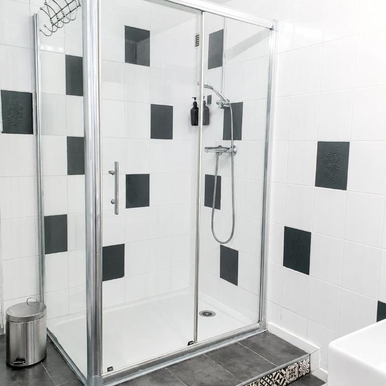 L'Atlas de la Bastille Downtown Tram Station - One-Bedroom Apartment - 9