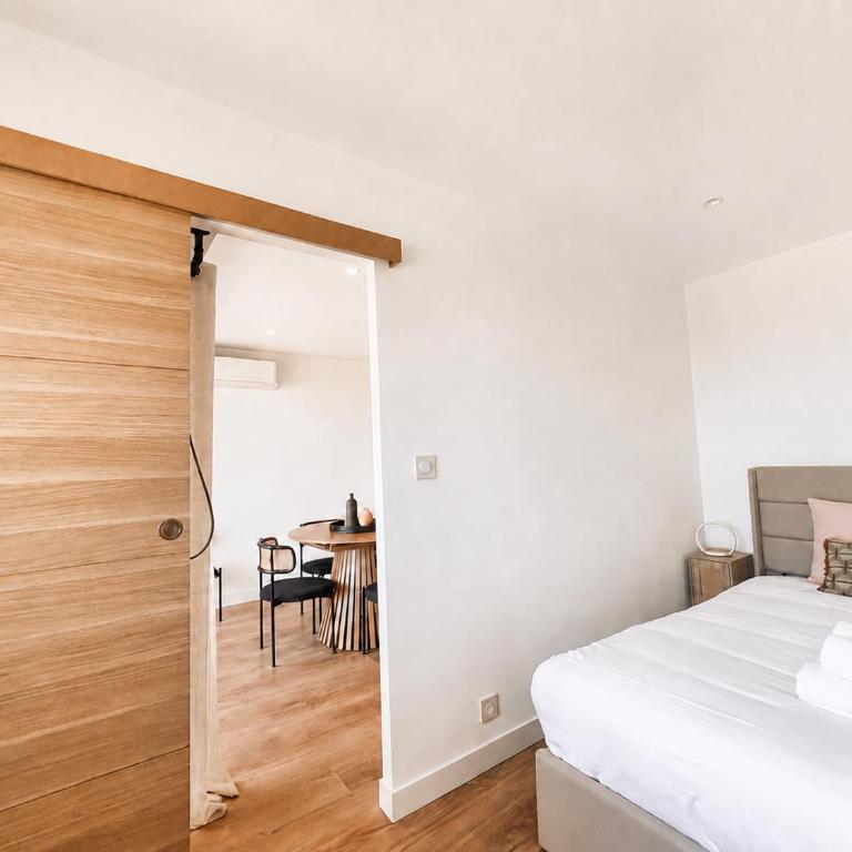 2BR Sea View Central 1 Min from Monaco - Appartement - 24