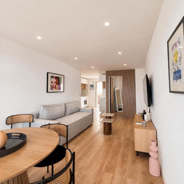 2BR Sea View Central 1 Min from Monaco - Appartement - 10