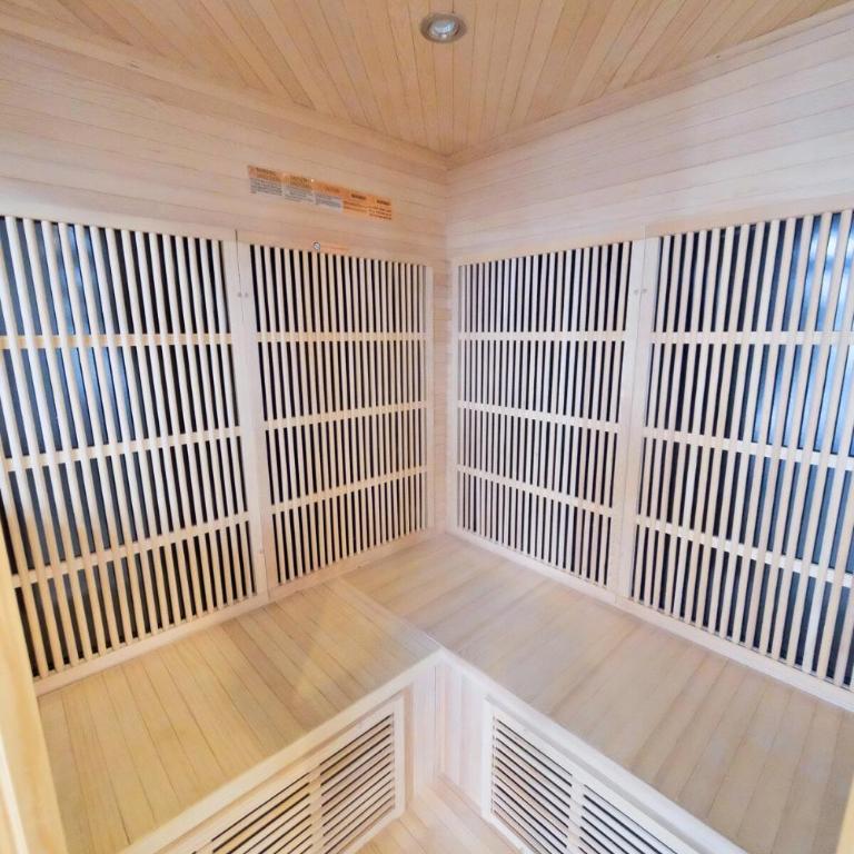 Reims City SPA - Jacuzzi - Sauna - Air conditioning - Apartment mit 1 Schlafzimmer und Whirlpool - 4