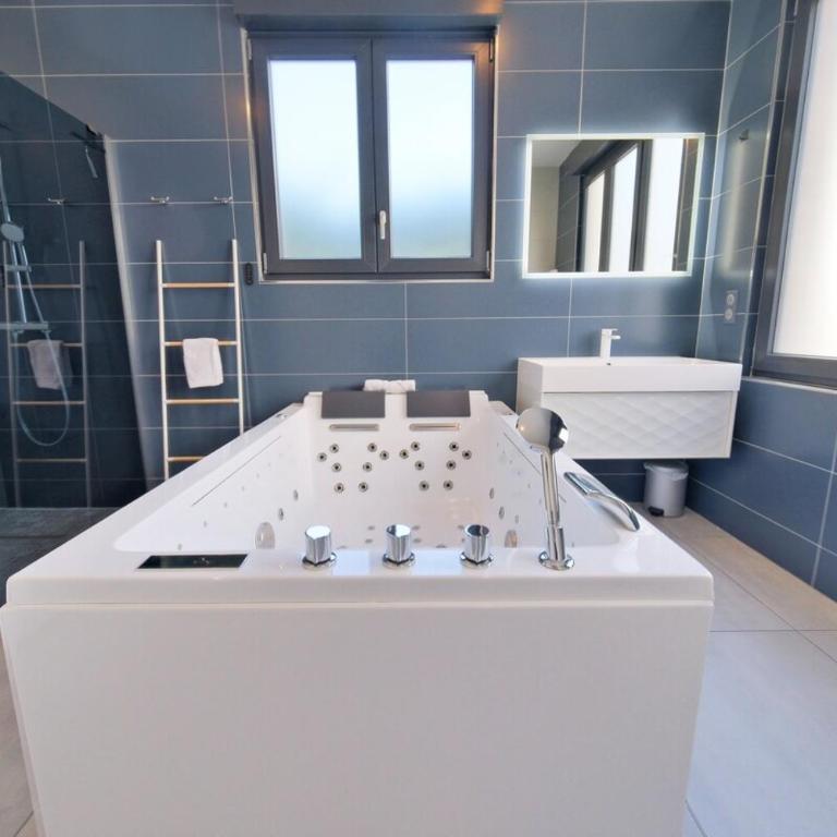 Reims City SPA - Jacuzzi - Sauna - Air conditioning - Apartment mit 1 Schlafzimmer und Whirlpool - 9