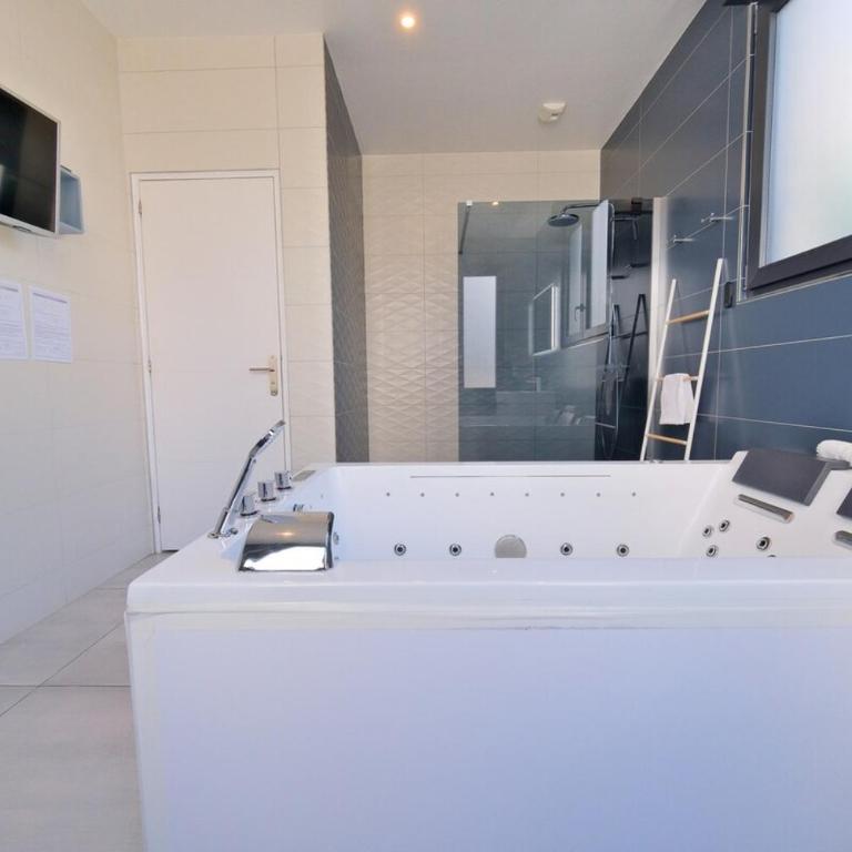 Reims City SPA - Jacuzzi - Sauna - Air conditioning - Apartment mit 1 Schlafzimmer und Whirlpool - 52