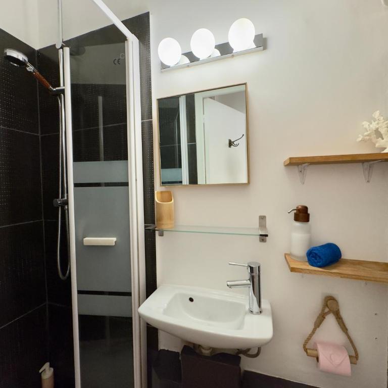 Studio Le petit bateau - Vieil Antibes - Appartement 1 Chambre - 8