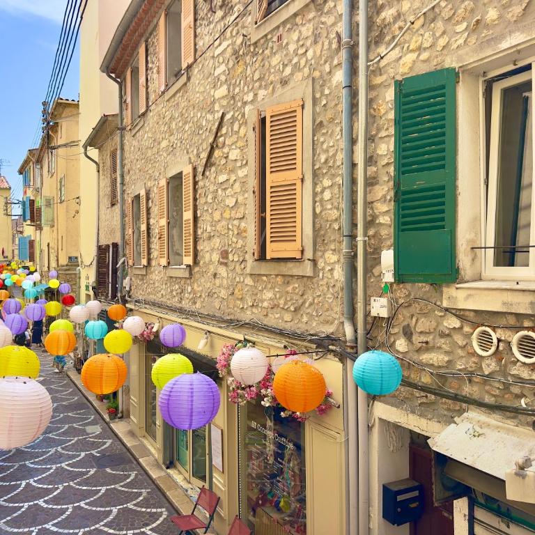 Studio Le petit bateau - Vieil Antibes - Appartement 1 Chambre - 11