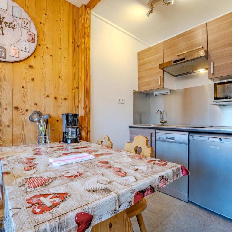 Ski-In Out Apt w Mountain Views - Appartamento - 5