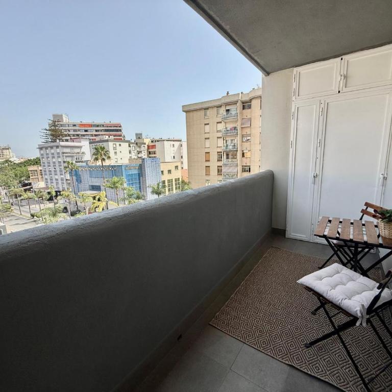 Apartamento Exclusivo de Diseño y piscina en centro de Torremolinos - Apartment mit 2 Schlafzimmern - 52