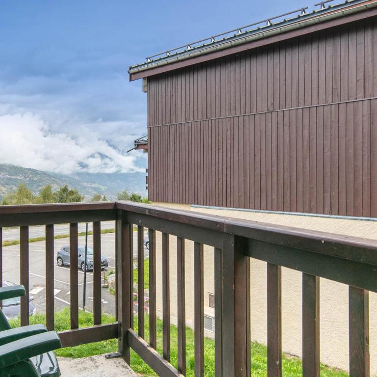 Bel appartement rénové · Balcon · Proche pistes et commerces · Casier à ski - Appartement 2 Chambres - 16