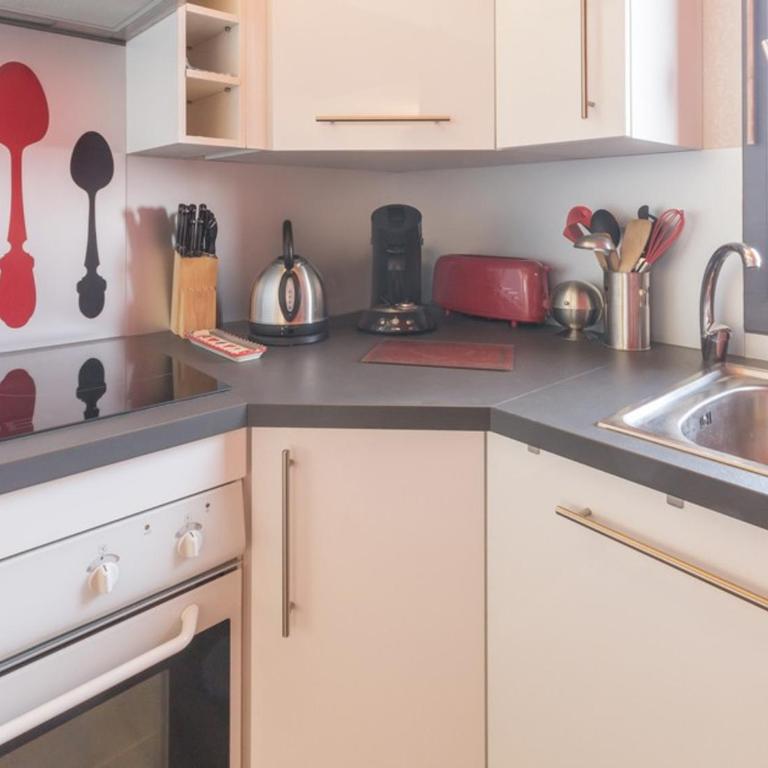 Grand Duplex Confort au Centre, 6 Pers, Garage, Balcon, Proche Commerces et Pistes - Apartamento de 1 dormitorio - 14