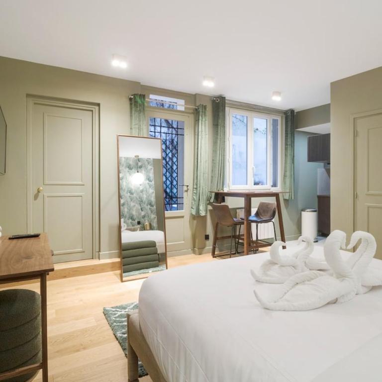 Modern studio in the heart of Paris near Eiffel Tower - Studio - 4