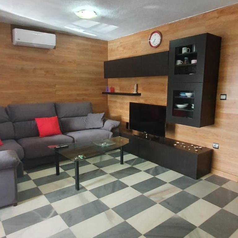 Amplio apart con aire acondicionado seis cincuenta seis ochenta tres siete siete - Apartment - 3
