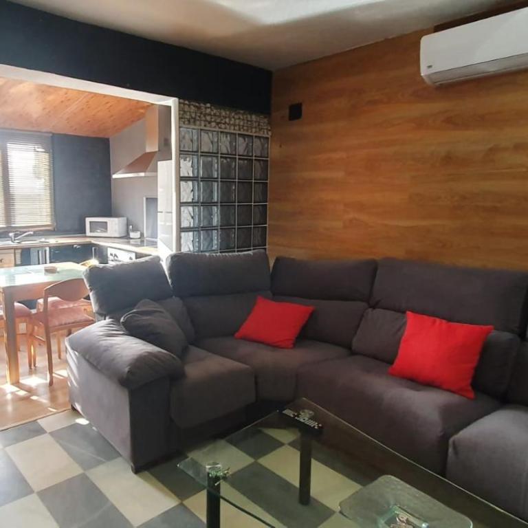 Amplio apart con aire acondicionado seis cincuenta seis ochenta tres siete siete - Apartment - 5