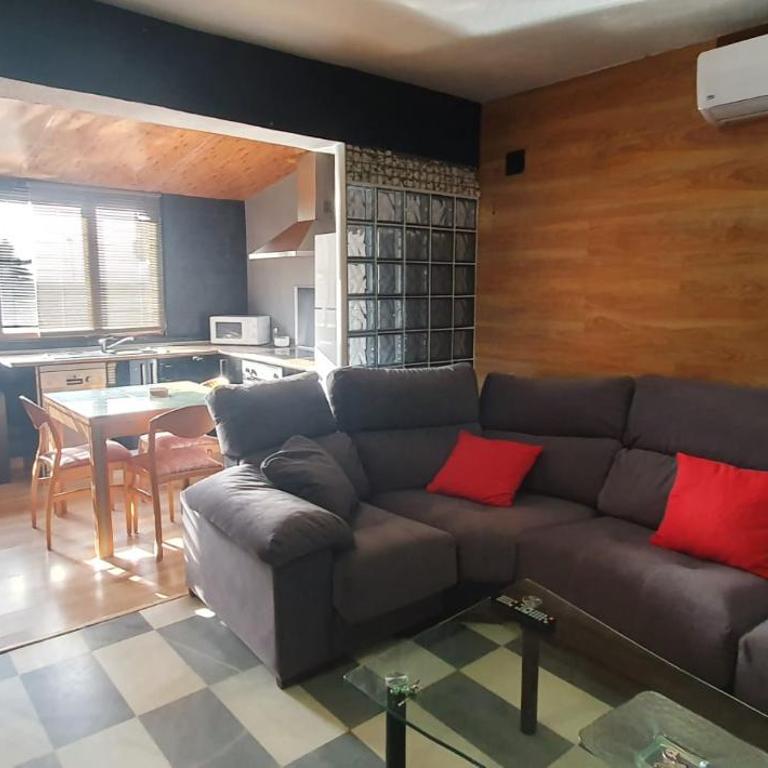 Amplio apart con aire acondicionado seis cincuenta seis ochenta tres siete siete - Apartment - 8