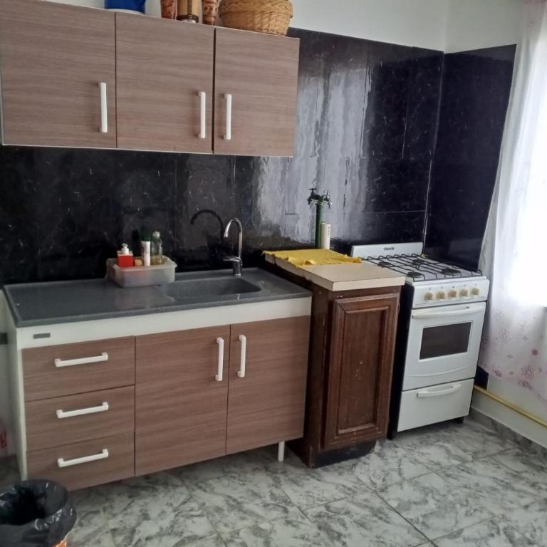 Alojamientos Martinez - Apartamento de 2 dormitorios - 4