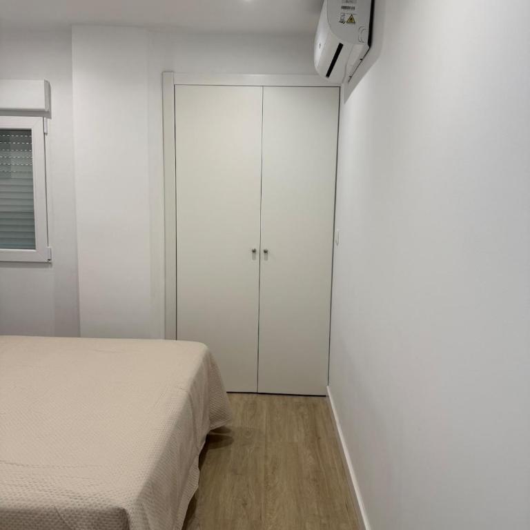 Apartment with Pool & Parking in Nerja Centre - Apartamento de 3 dormitorios - 8