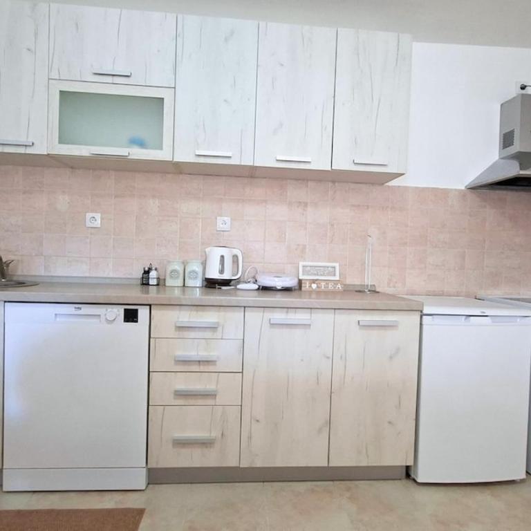 Marina's Mediterranean Retreat - 2BR Apartment - Apartman - 4
