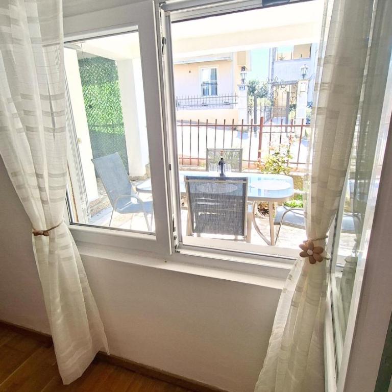 Marina's Mediterranean Retreat - 2BR Apartment - Apartman - 17