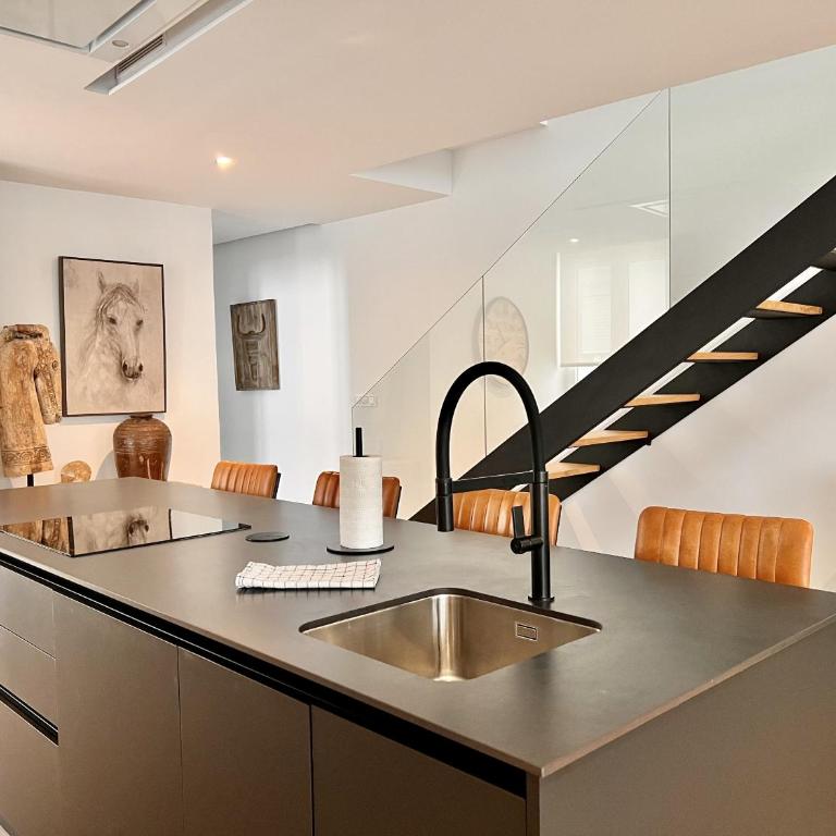 Premium Penthouse Seasonal Rental - Apartment - 34