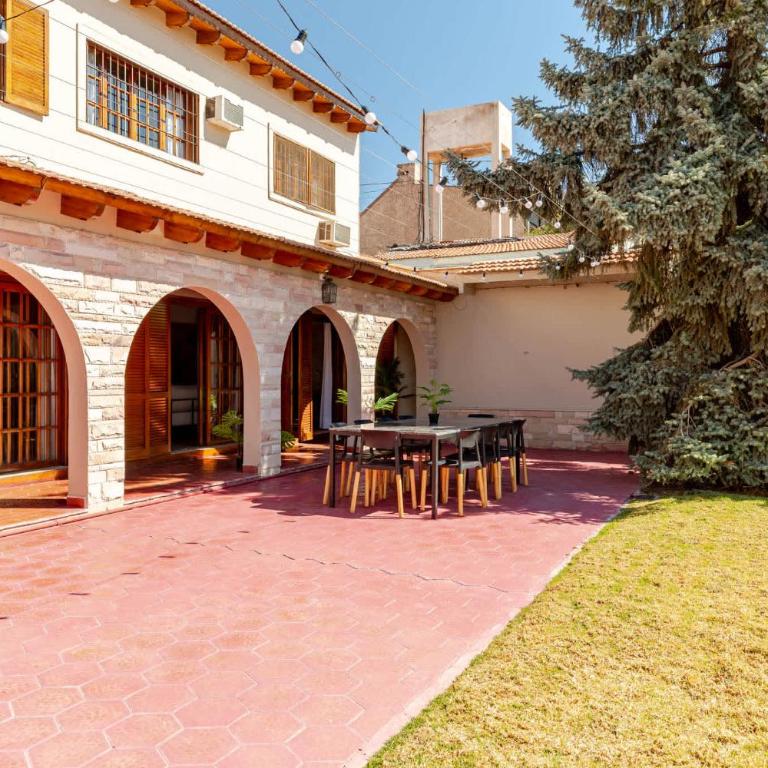 MOT Rentals Wine Country Gascon 22 pax 7 Bd - Casa - 53