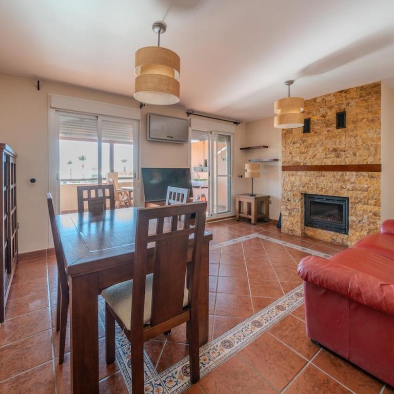 Adosada con vistas al mar y piscina comunitaria - Apartamento de 3 dormitorios - 7