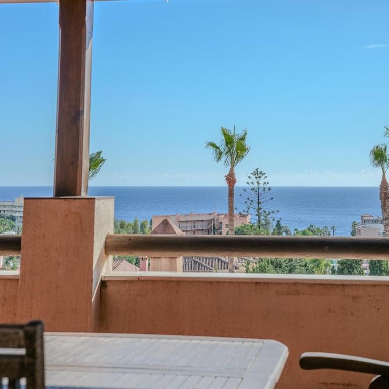 Adosada con vistas al mar y piscina comunitaria - Apartamento de 3 dormitorios - 3