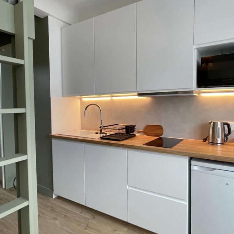 Studio au pieds de Montmartre - Métro L2, L4, L12 - Appartement 1 Chambre - 1