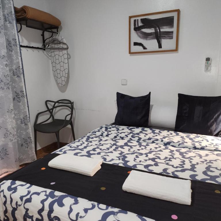 CH Catrachos Rooms - Doppelzimmer mit Gemeinschaftsbad - 5