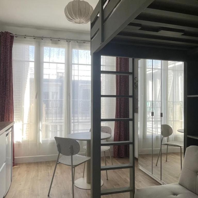 Studio au pieds de Montmartre - Métro L2, L4, L12 - Appartement 1 Chambre - 7