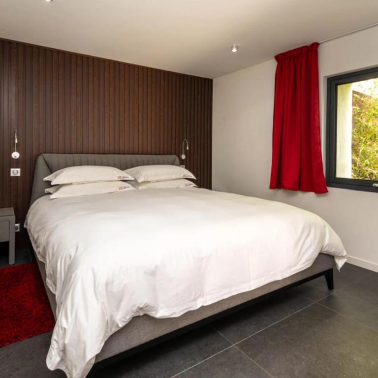 Villa Annette - Deluxe Zimmer mit Kingsize-Bett - 7